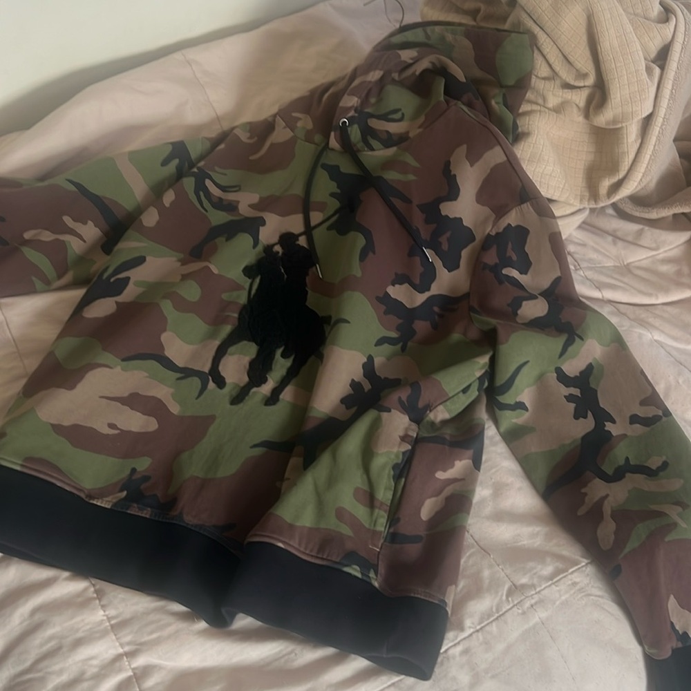 Polo Camo Hoodie with pockets
